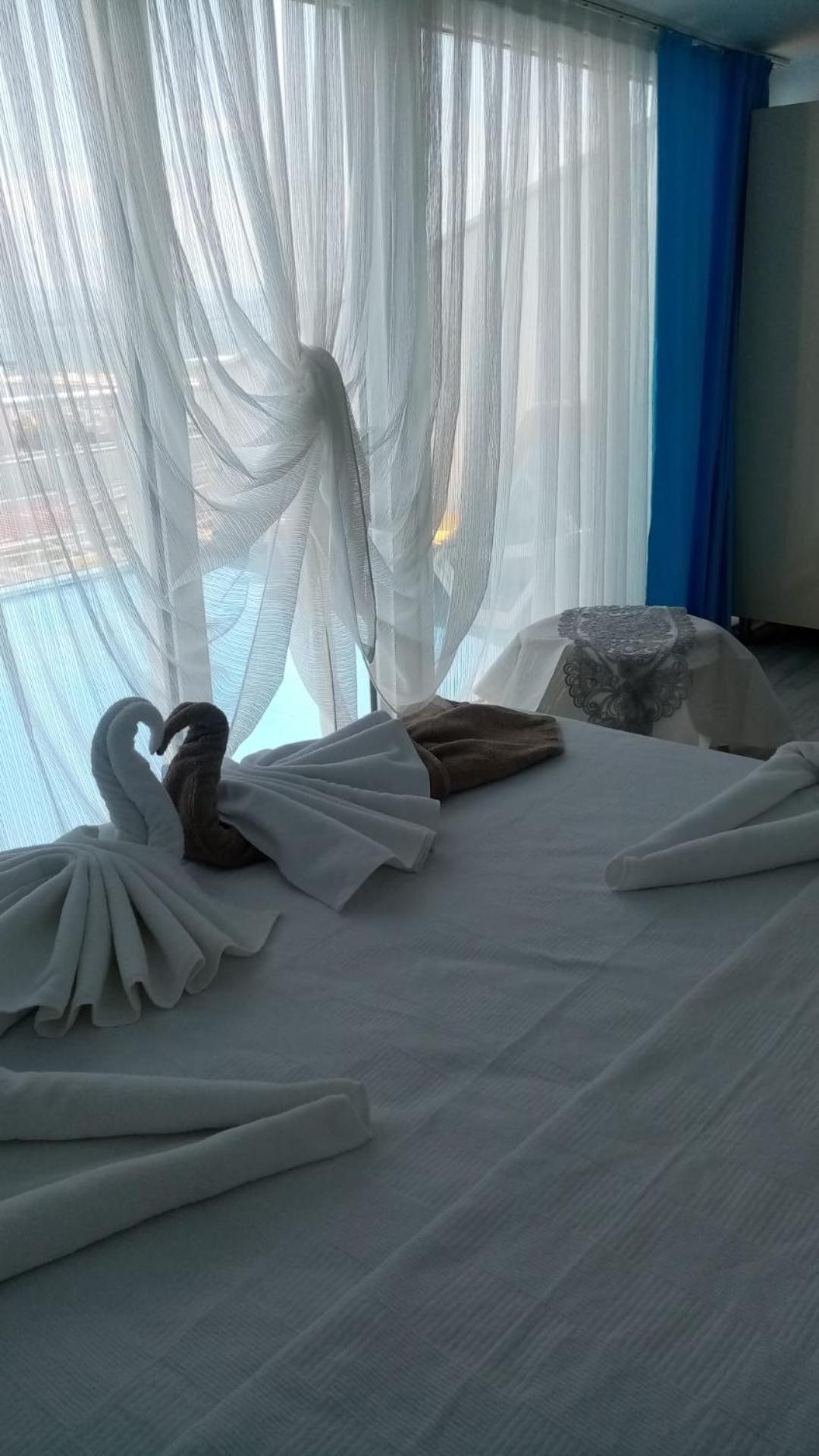 Paradise Hotel Akcay Эдремит Экстерьер фото